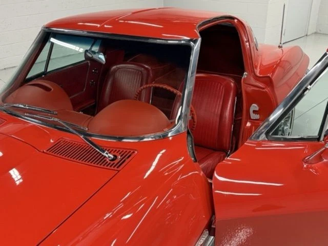 1963 Chevrolet Corvette C2 - Image 13 of 20