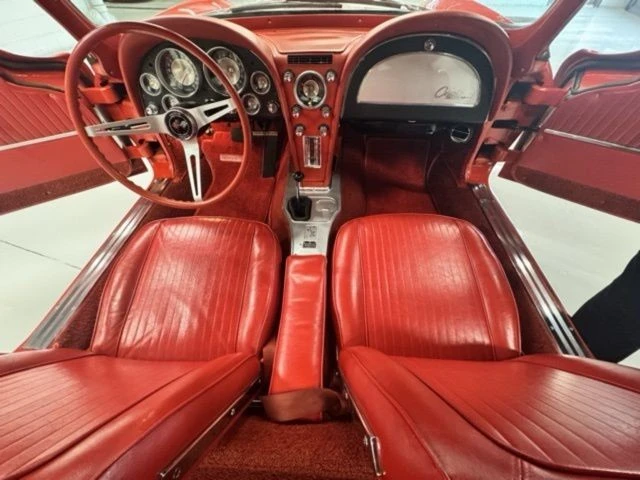 1963 Chevrolet Corvette C2 - Image 18 of 20