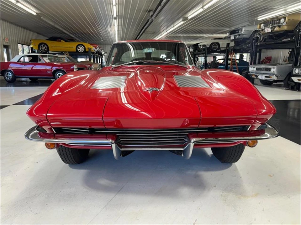 1963 Chevrolet Corvette C2 - Image 3 of 31