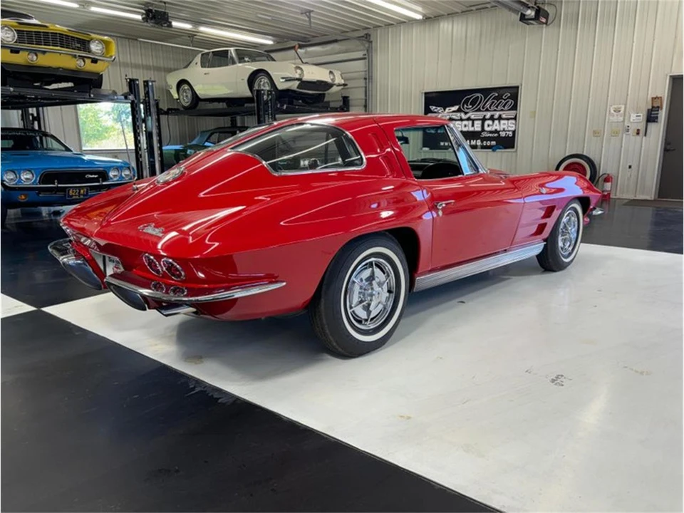 1963 Chevrolet Corvette C2 - Image 10 of 31