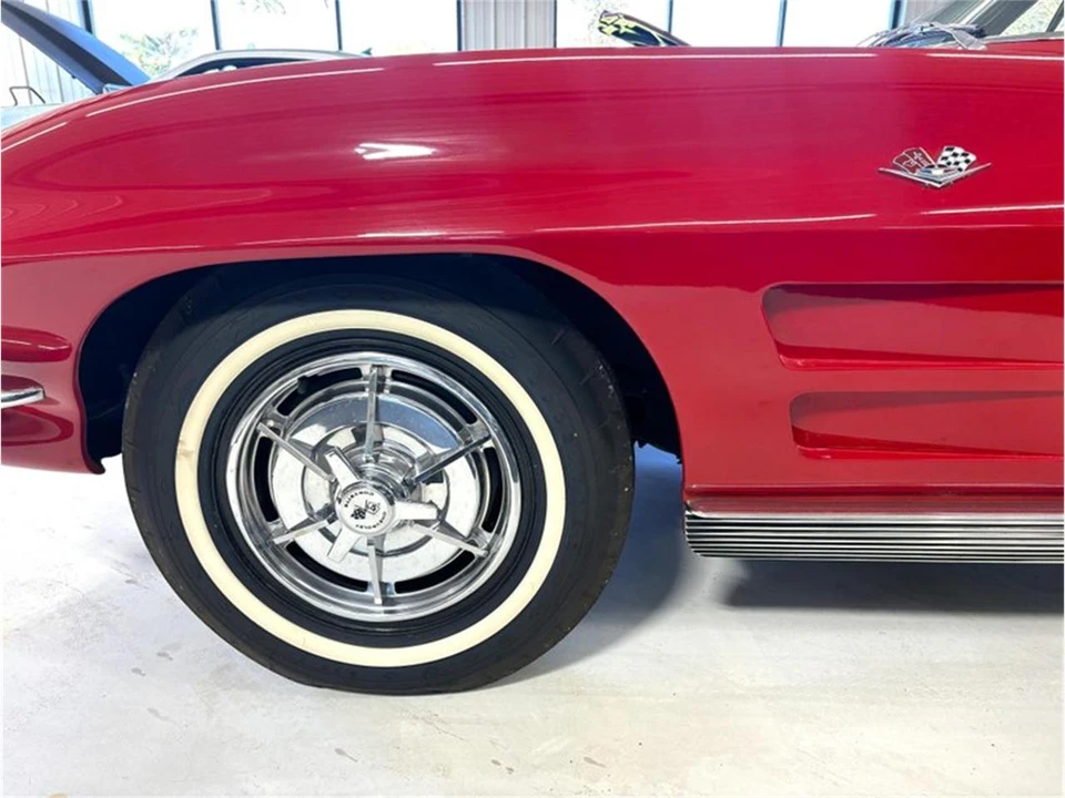 1963 Chevrolet Corvette C2 - Image 21 of 31