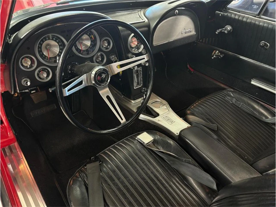 1963 Chevrolet Corvette C2 - Image 24 of 31