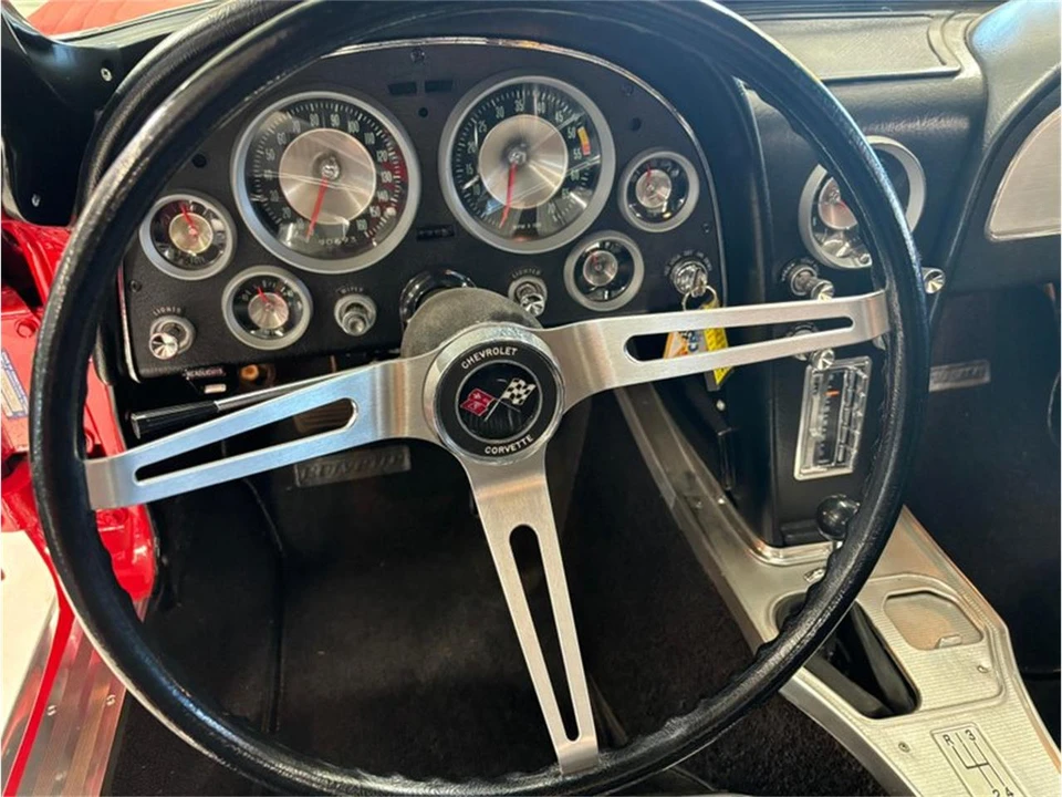 1963 Chevrolet Corvette C2 - Image 25 of 31