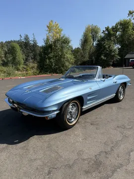 1963 Chevrolet Corvette Stingray Convertible