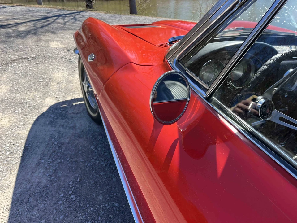 1963 Chevrolet Corvette C2 - Image 22 of 31