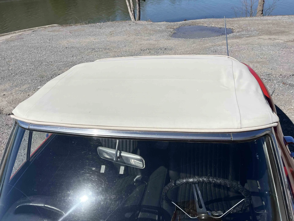 1963 Chevrolet Corvette C2 - Image 18 of 31