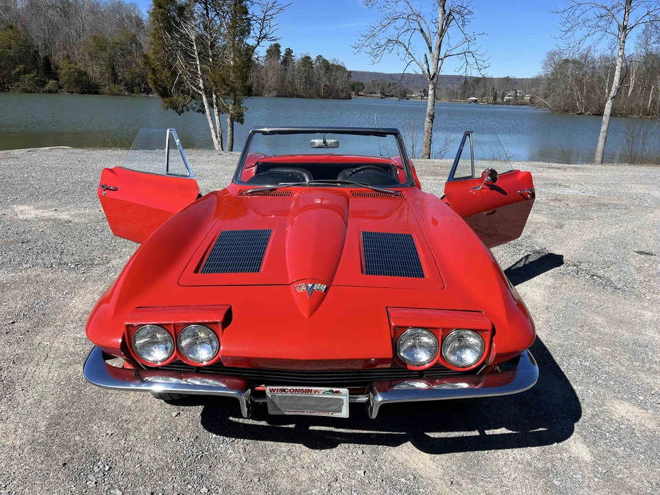 1963 Chevrolet Corvette C2 - Image 15 of 31