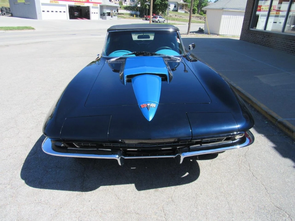 1963 Chevrolet Corvette C2 - Image 2 of 31