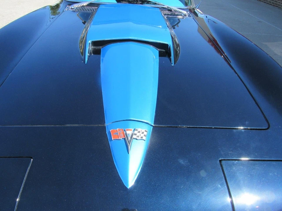 1963 Chevrolet Corvette C2 - Image 21 of 31
