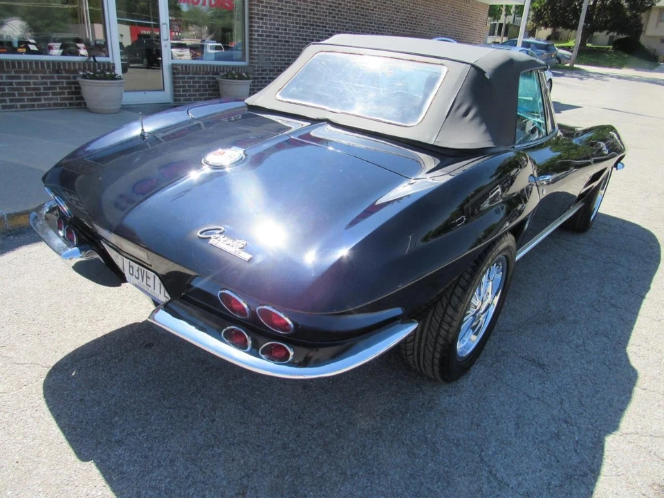 1963 Chevrolet Corvette C2 - Image 11 of 31