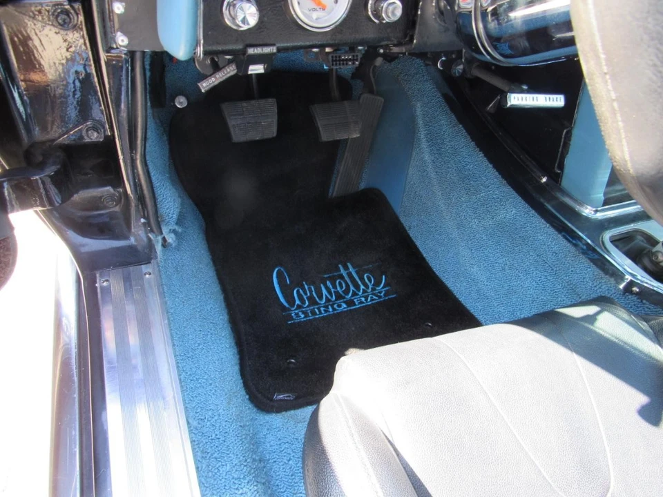 1963 Chevrolet Corvette C2 - Image 29 of 31