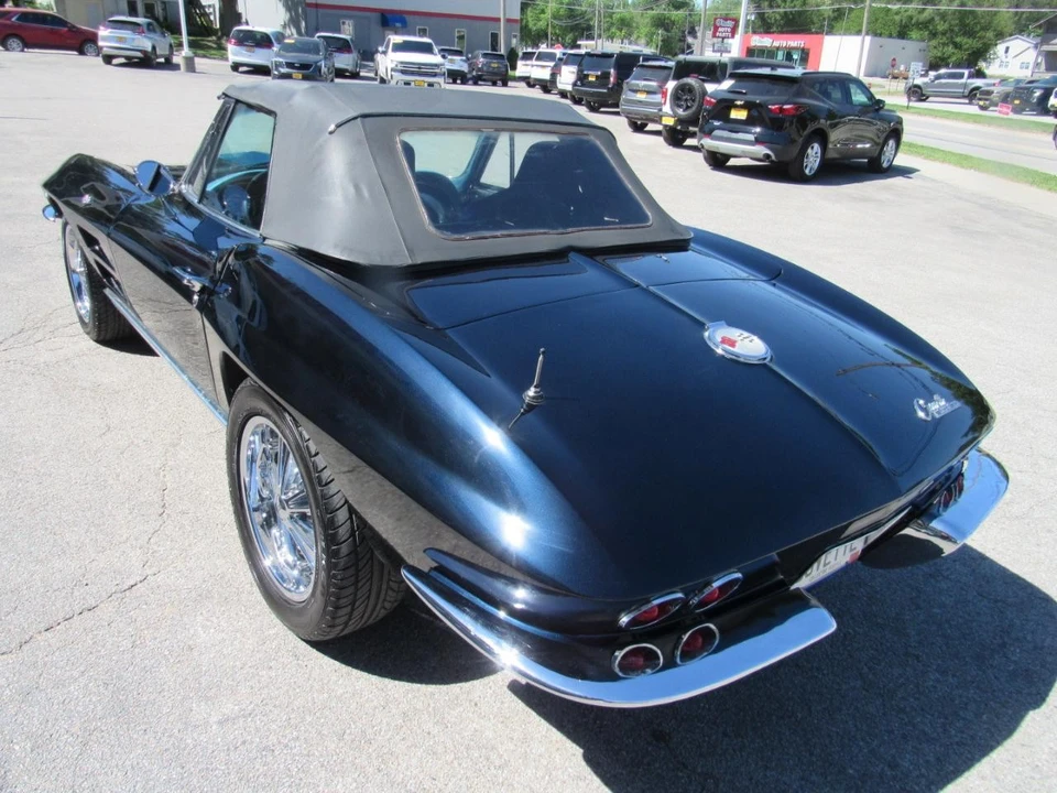 1963 Chevrolet Corvette C2 - Image 9 of 31