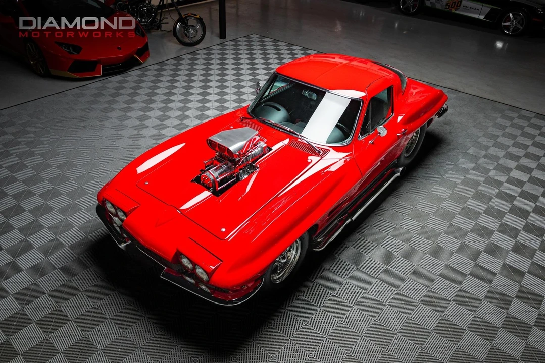 1963 Chevrolet Corvette C2 - Image 3 of 12