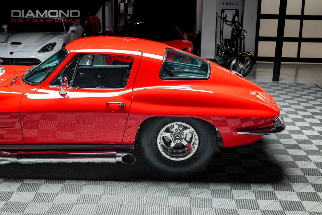 1963 Chevrolet Corvette C2 - Image 10 of 12