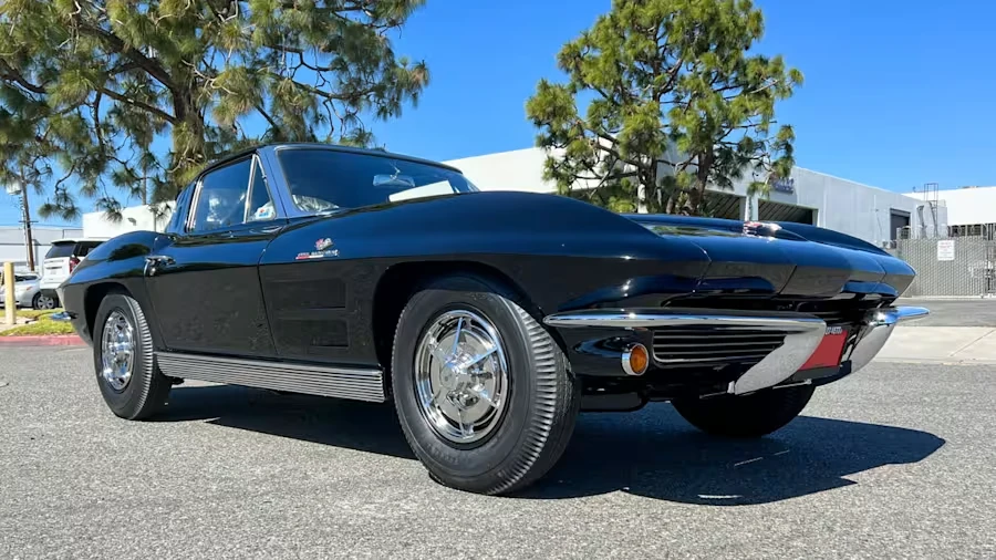 1963 Chevrolet Corvette C2 - Image 3 of 10