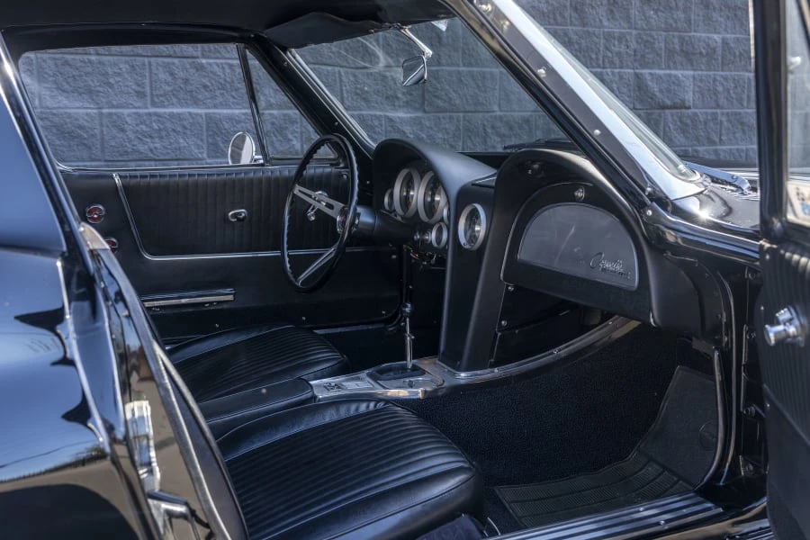 1963 Chevrolet Corvette C2 - Image 19 of 31