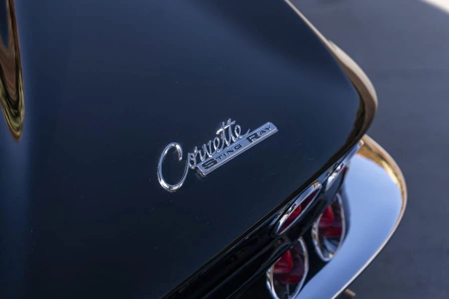 1963 Chevrolet Corvette C2 - Image 17 of 31
