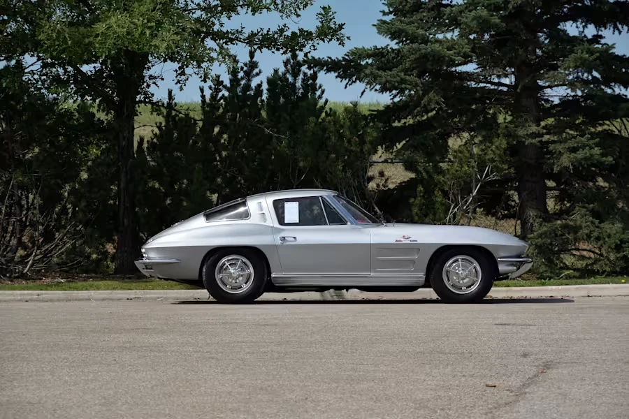 1963 Chevrolet Corvette C2 - Image 27 of 31