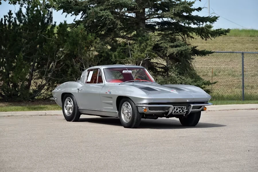1963 Chevrolet Corvette C2 - Image 30 of 31