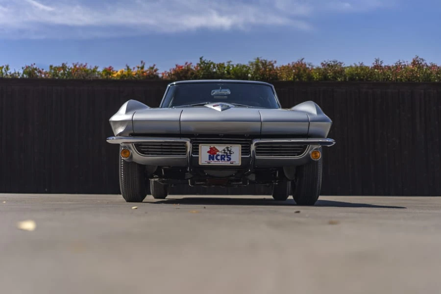 1963 Chevrolet Corvette C2 - Image 22 of 31