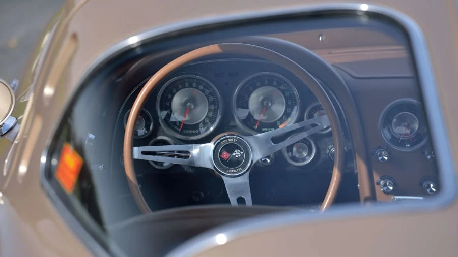 1963 Chevrolet Corvette C2 - Image 10 of 20