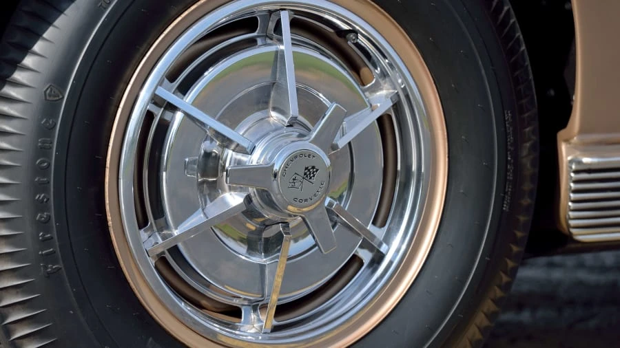 1963 Chevrolet Corvette C2 - Image 15 of 20