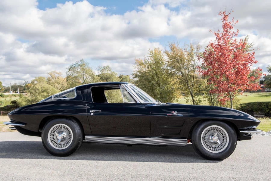 1963 Chevrolet Corvette C2 - Image 19 of 20