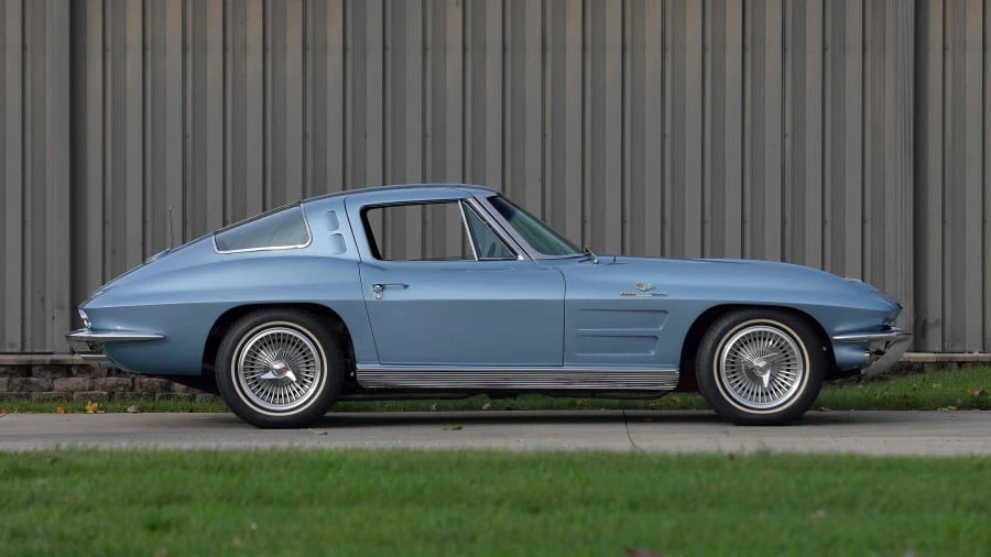 1963 Chevrolet Corvette C2 - Image 2 of 12