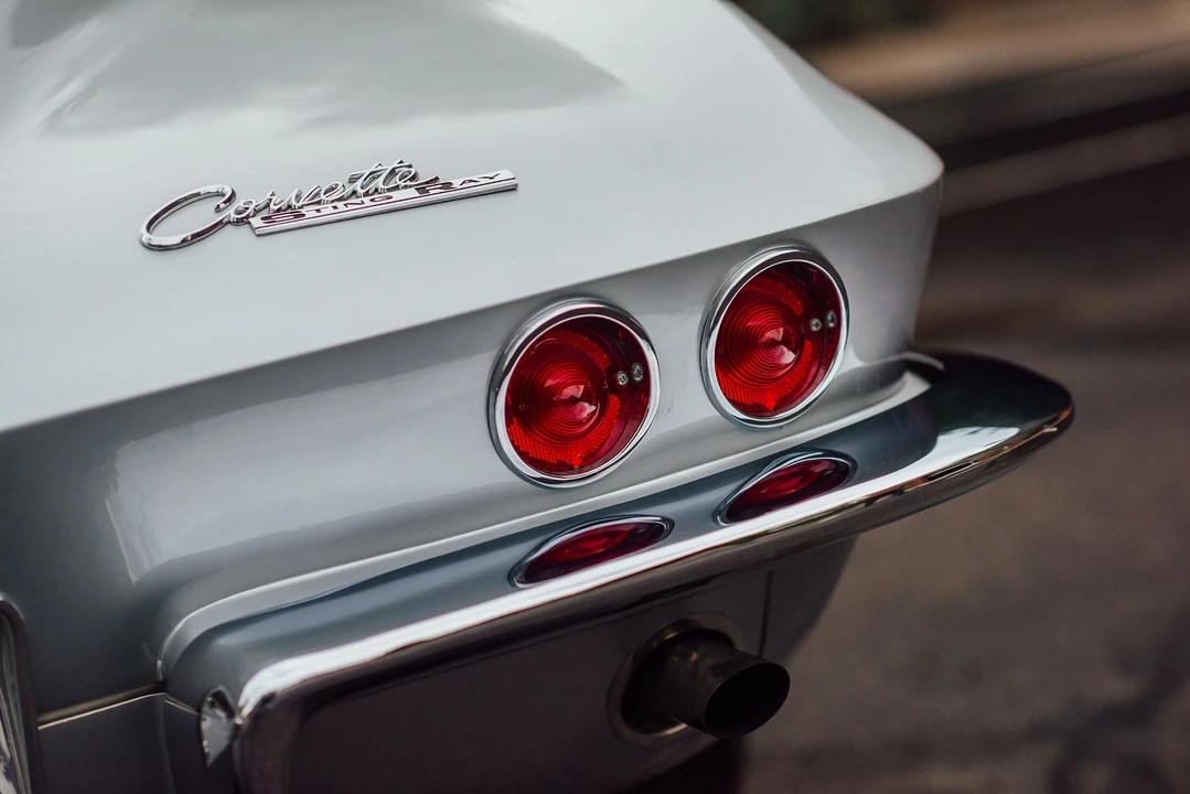 1963 Chevrolet Corvette C2 - Image 21 of 31