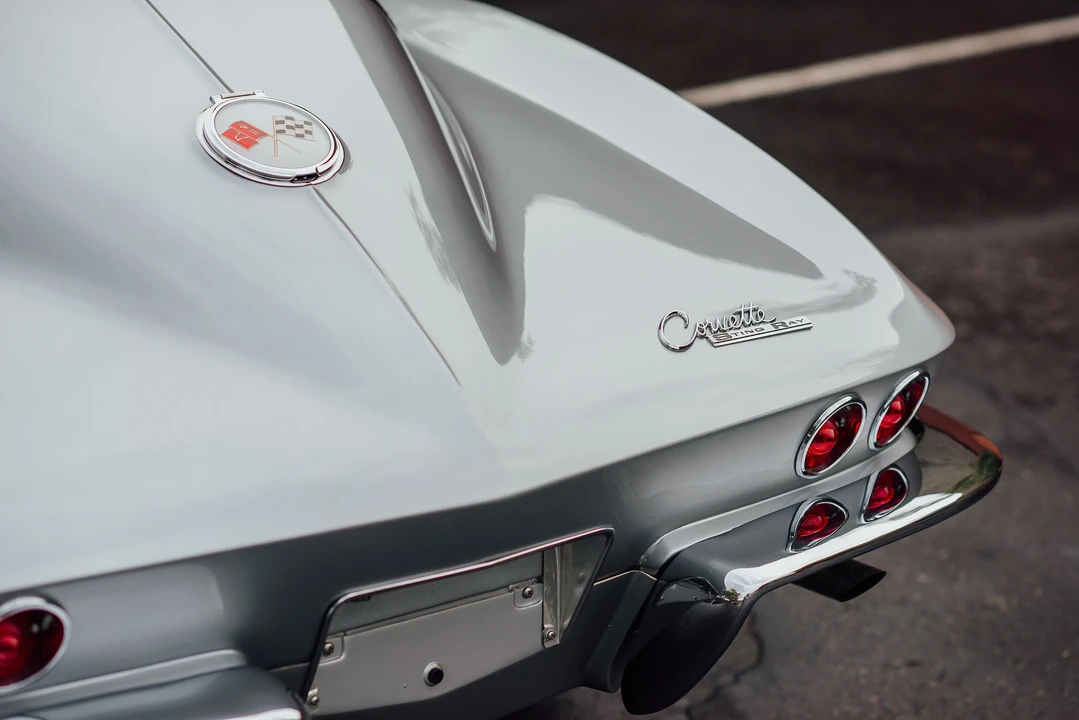 1963 Chevrolet Corvette C2 - Image 22 of 31