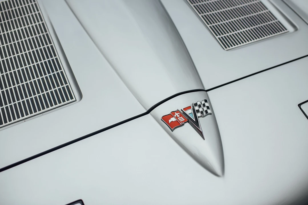 1963 Chevrolet Corvette C2 - Image 14 of 31