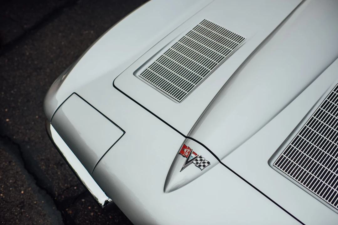 1963 Chevrolet Corvette C2 - Image 15 of 31