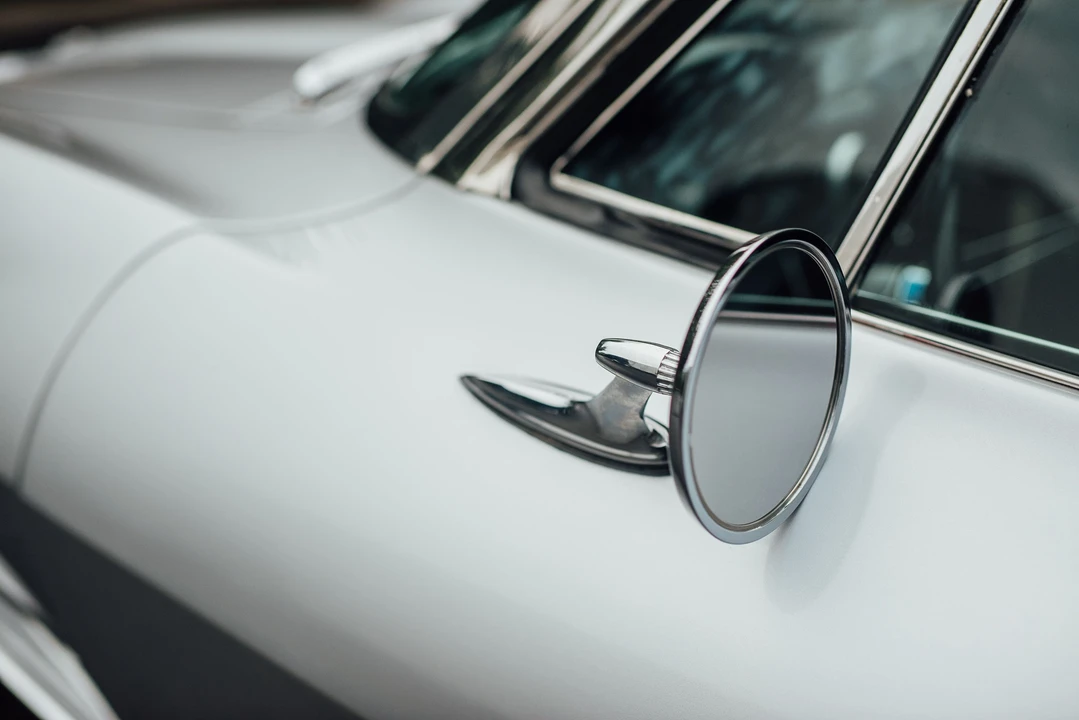 1963 Chevrolet Corvette C2 - Image 16 of 31