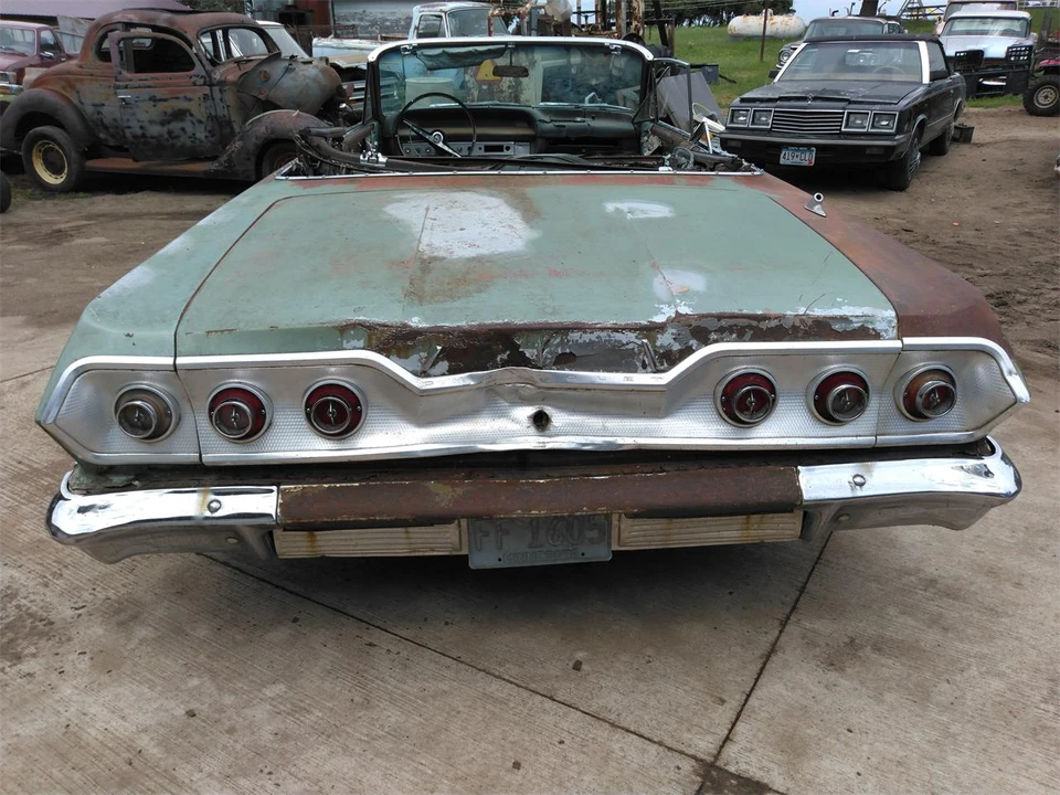 1963 Chevrolet Impala SS 3rd Gen - Image 4 of 17