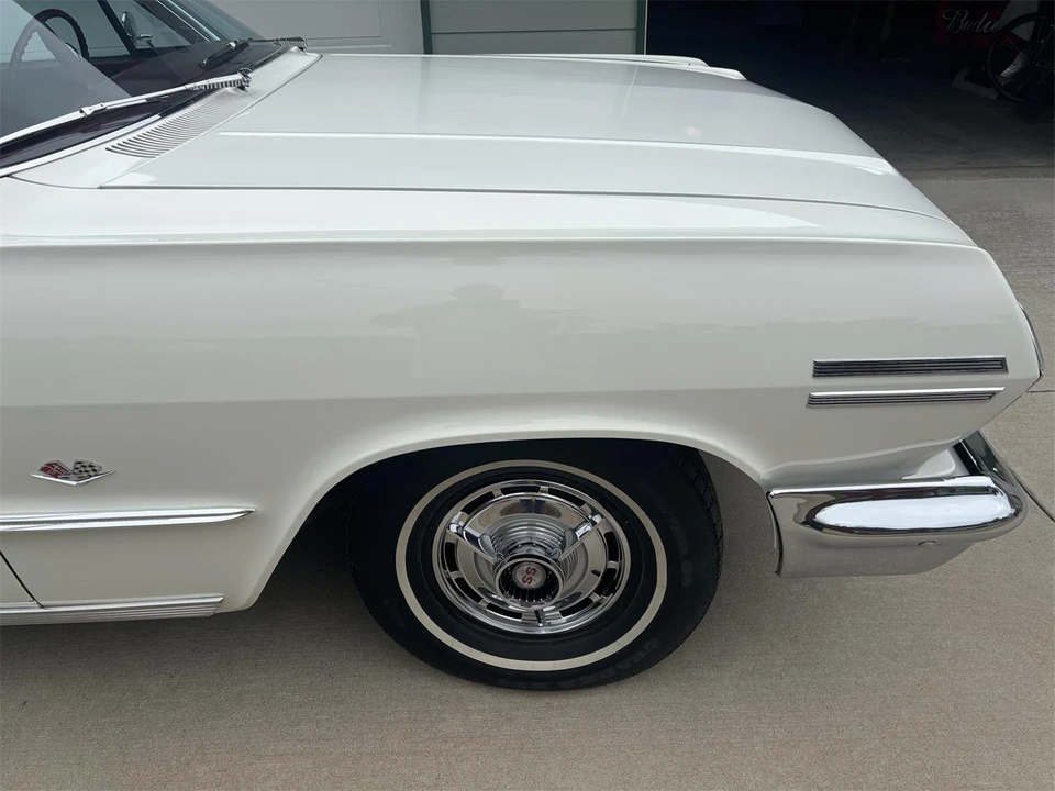 1963 Chevrolet Impala SS 3rd Gen - Image 11 of 29