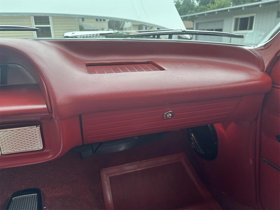 1963 Chevrolet Impala SS 3rd Gen - Image 22 of 29