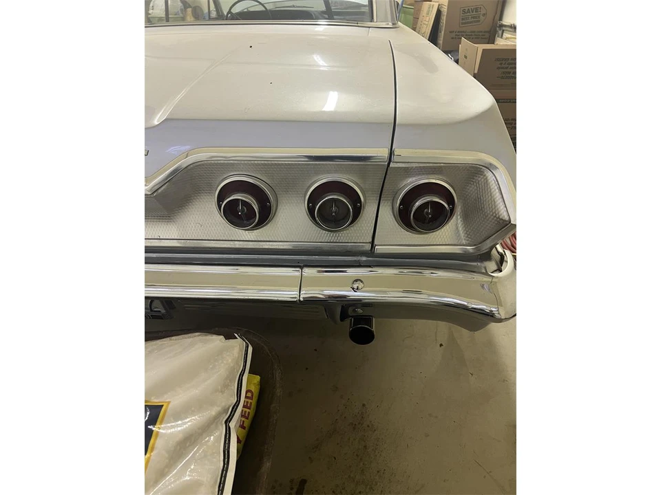 1963 Chevrolet Impala SS 3rd Gen - Image 15 of 21