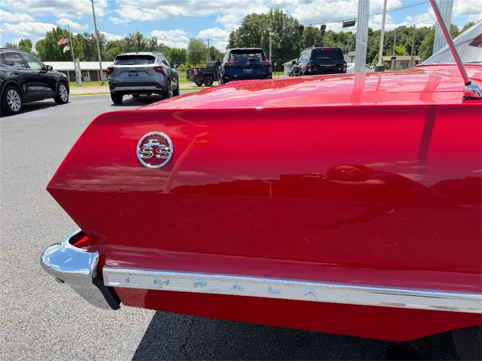 1963 Chevrolet Impala SS 3rd Gen - Image 24 of 31