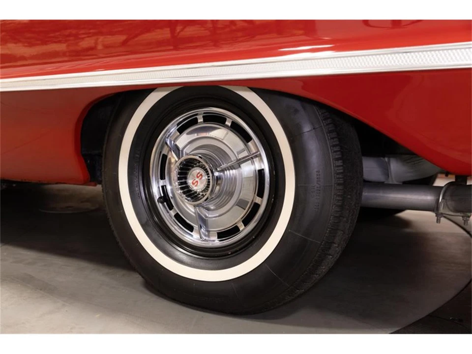 1963 Chevrolet Impala SS 3rd Gen - Image 9 of 31