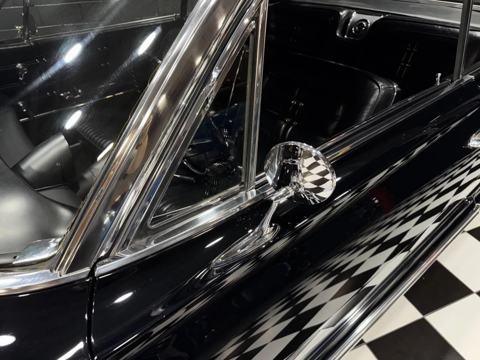 1963 Chevrolet Impala SS 3rd Gen - Image 28 of 31