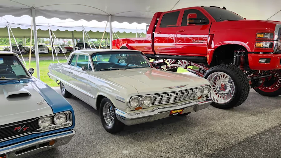 1963 Chevrolet Impala SS 3rd Gen - Image 3 of 8