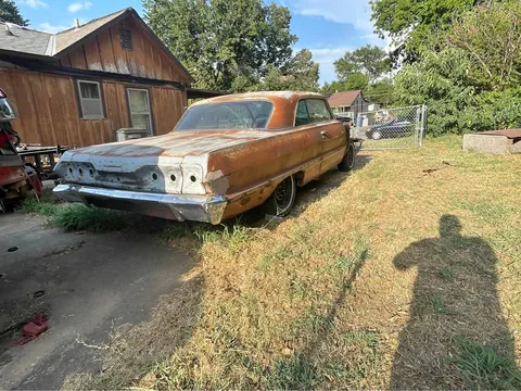 1963 Chevrolet Impala SS Sedan 4D