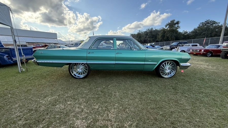 1963 Chevrolet Impala 2nd Gen - Image 2 of 10