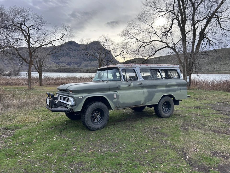 1963 Chevrolet Suburban 4th Gen - Image 11 of 31