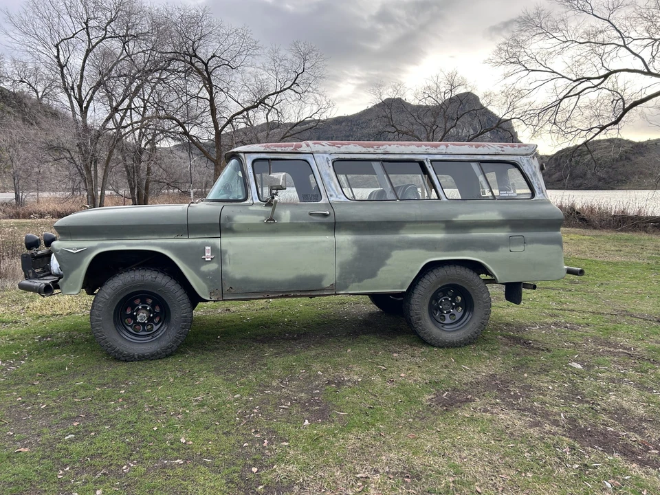 1963 Chevrolet Suburban 4th Gen - Image 9 of 31