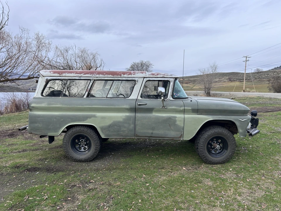 1963 Chevrolet Suburban 4th Gen - Image 4 of 31