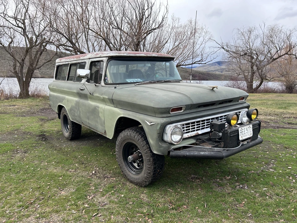 1963 Chevrolet Suburban 4th Gen - Image 2 of 31