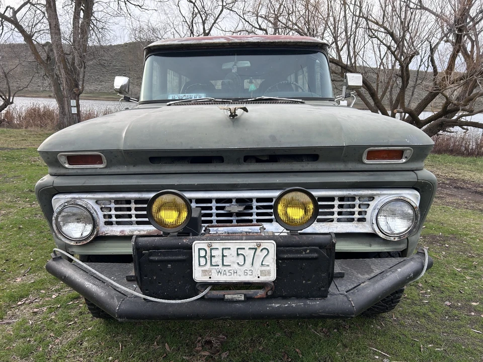 1963 Chevrolet Suburban 4th Gen - Image 15 of 31