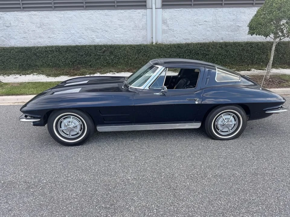 1963 Chevrolet Corvette C2 - Image 9 of 14