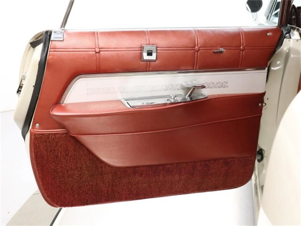 1963 Chrysler Imperial 2nd Gen - Image 22 of 31